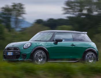 MINI Cooper S John Cooper Works Package [Worldwide] (F66) '2024–pr.
