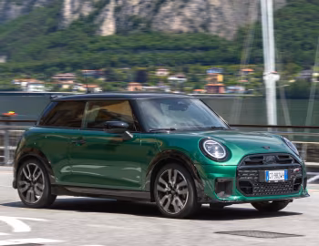 MINI Cooper S John Cooper Works Package [Worldwide] (F66) '2024–pr.