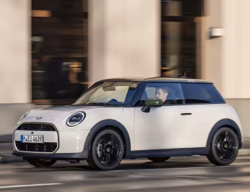 MINI Cooper S "Paul Smith Edition" [Worldwide] (F66) '2025–н.в.