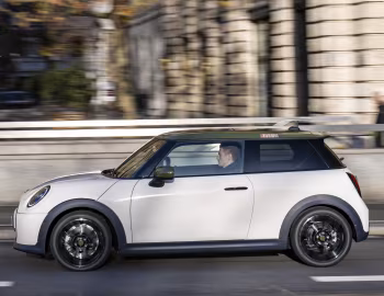 MINI Cooper S "Paul Smith Edition" [Worldwide] (F66) '2025–н.в.