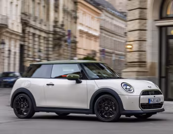 MINI Cooper S "Paul Smith Edition" [Worldwide] (F66) '2025–н.в.
