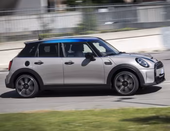 MINI Cooper S Piano Black Pack 5-door [Worldwide] (F56) '2021–pr.