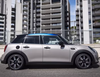 MINI Cooper S Piano Black Pack 5-door [Worldwide] (F56) '2021–pr.