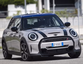 MINI Cooper S Piano Black Pack 5-door [Worldwide] (F56) '2021–pr.