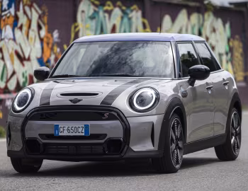 MINI Cooper S Piano Black Pack 5-door [Worldwide] (F56) '2021–pr.