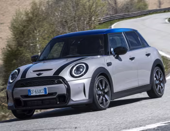 MINI Cooper S Piano Black Pack 5-door [Worldwide] (F56) '2021–pr.