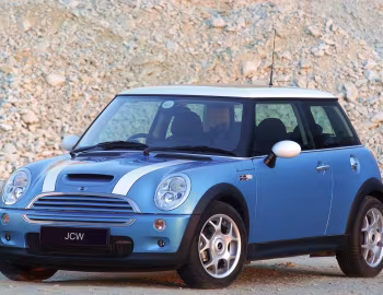 Mini Cooper S with John Cooper Works Tuning Kit [South Africa] (R53) '2004–06
