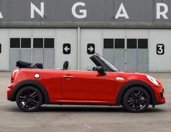 MINI Cooper S Works 210 Cabrio [UK-spec] (F57) '2017