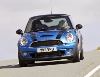 Mini Cooper SD [UK-spec] (R56) '2011–14