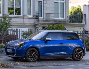 MINI Cooper SE [Worldwide] (J01) '2023–pr.