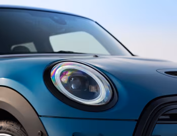 MINI Cooper SE [UK-spec] (F56) '2021–pr.