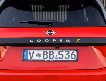MINI Cooper SE [Australia] (J01) '2024–pr.