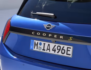 MINI Cooper SE [Worldwide] (J01) '2023–н.ч.