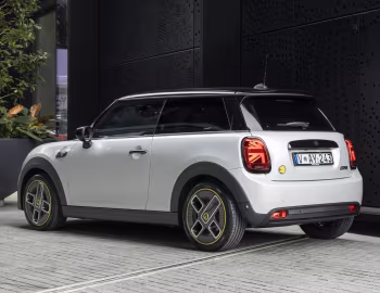 MINI Cooper SE [Australia] (F56) '2022–pr.
