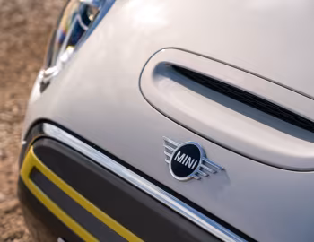 MINI Cooper SE Level 2 [UK-spec] (F56) '2020–21