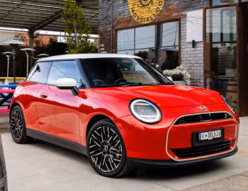 MINI Cooper SE [Australia] (J01) '2024–pr.