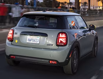 2022–н.ч. MINI Cooper SE [North America] (F56) '2021–н.ч.