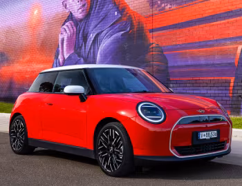 MINI Cooper SE [Australia] (J01) '2024–pr.