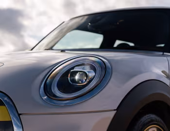 MINI Cooper SE Level 2 [UK-spec] (F56) '2020–21