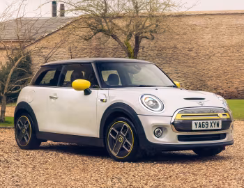 MINI Cooper SE Level 2 [UK-spec] (F56) '2020–21