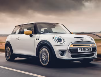 MINI Cooper SE Level 2 [UK-spec] (F56) '2020–21
