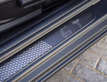 Интерьер MINI Cooper SE Cabrio [Worldwide] (F57) '2023–н.в.