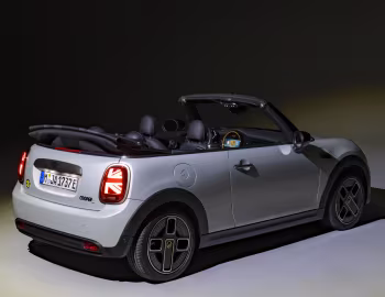 MINI Cooper SE Cabrio [Worldwide] (F57) '2023–н.в.