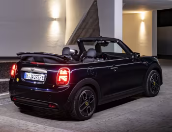MINI Cooper SE Cabrio [Worldwide] (F57) '2023–н.в.