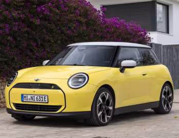 MINI Cooper SE Classic Trim [Worldwide] (J01) '2024–pr.