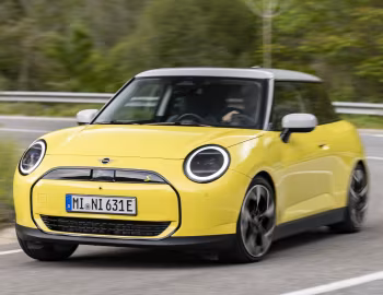 MINI Cooper SE Classic Trim [Worldwide] (J01) '2024–н.в.