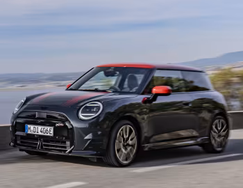 MINI Cooper SE John Cooper Works Trim [Worldwide] (J01) '2023–pr.