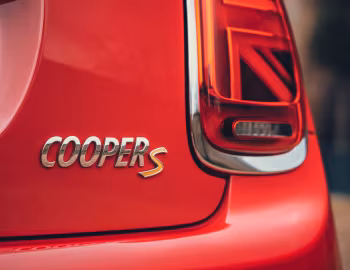 MINI Cooper SE Level 3 [UK-spec] (F56) '2020–21