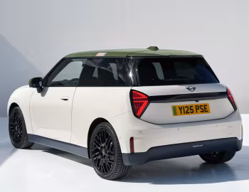 MINI Cooper SE "Paul Smith Edition" [UK-spec] (J01) '2025–pr.