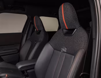Интерьер MINI John Cooper Works Countryman ALL4 [Worldwide] (U25) '2023–н.в.