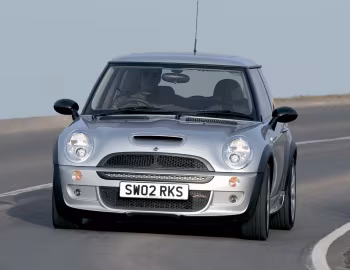 Mini Cooper S John Cooper Works Tuning Kit with Aerodynamic Kit [UK-spec] (R53) '2003–04