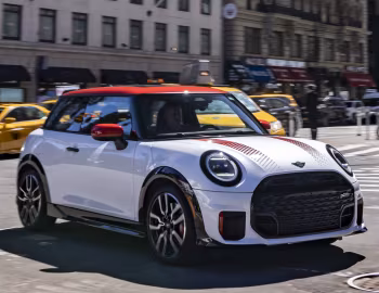 2025–н.в. MINI John Cooper Works [North America] (F66) '2025–н.в.