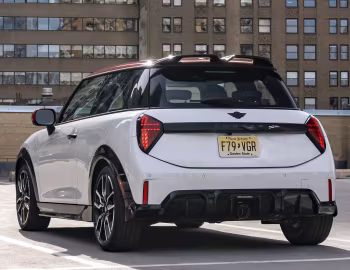 2025–н.в. MINI John Cooper Works [North America] (F66) '2025–н.в.