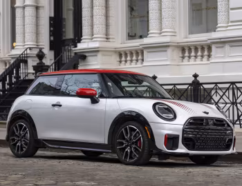 2025–н.в. MINI John Cooper Works [North America] (F66) '2025–н.в.