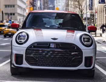 2025–н.в. MINI John Cooper Works [North America] (F66) '2025–н.в.
