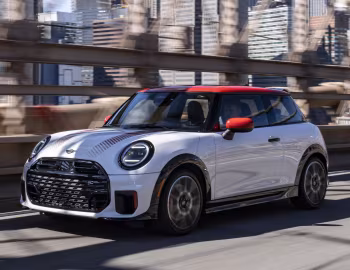 2025–н.в. MINI John Cooper Works [North America] (F66) '2025–н.в.