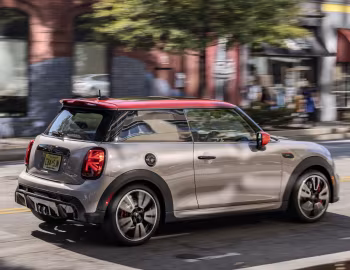 2022–pr. MINI John Cooper Works [North America] (F56) '2021–pr.
