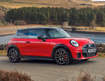 MINI John Cooper Works [UK-spec] (F66) '2024–н.ч.