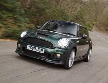 Mini John Cooper Works with Aerodynamic Kit [UK-spec] (R56) '2010–14