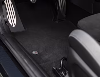 Интерьер MINI John Cooper Works "1to6" [Worldwide] (F56) '2023