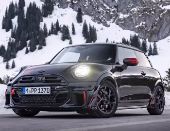 MINI John Cooper Works Accessorized [Worldwide] (F66) '2025–pr.