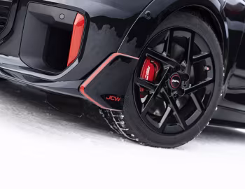 MINI John Cooper Works Accessorized [Worldwide] (F66) '2025–н.в.