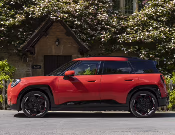 MINI John Cooper Works Aceman [UK-spec] (J05) '2025–н.в.