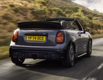MINI John Cooper Works Cabrio [UK-spec] (F67) '2025–pr.