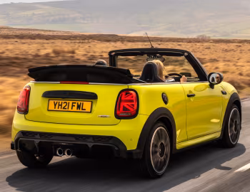 MINI John Cooper Works Cabrio [UK-spec] (F57) '2021–pr.