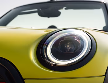 MINI John Cooper Works Cabrio [UK-spec] (F57) '2021–pr.